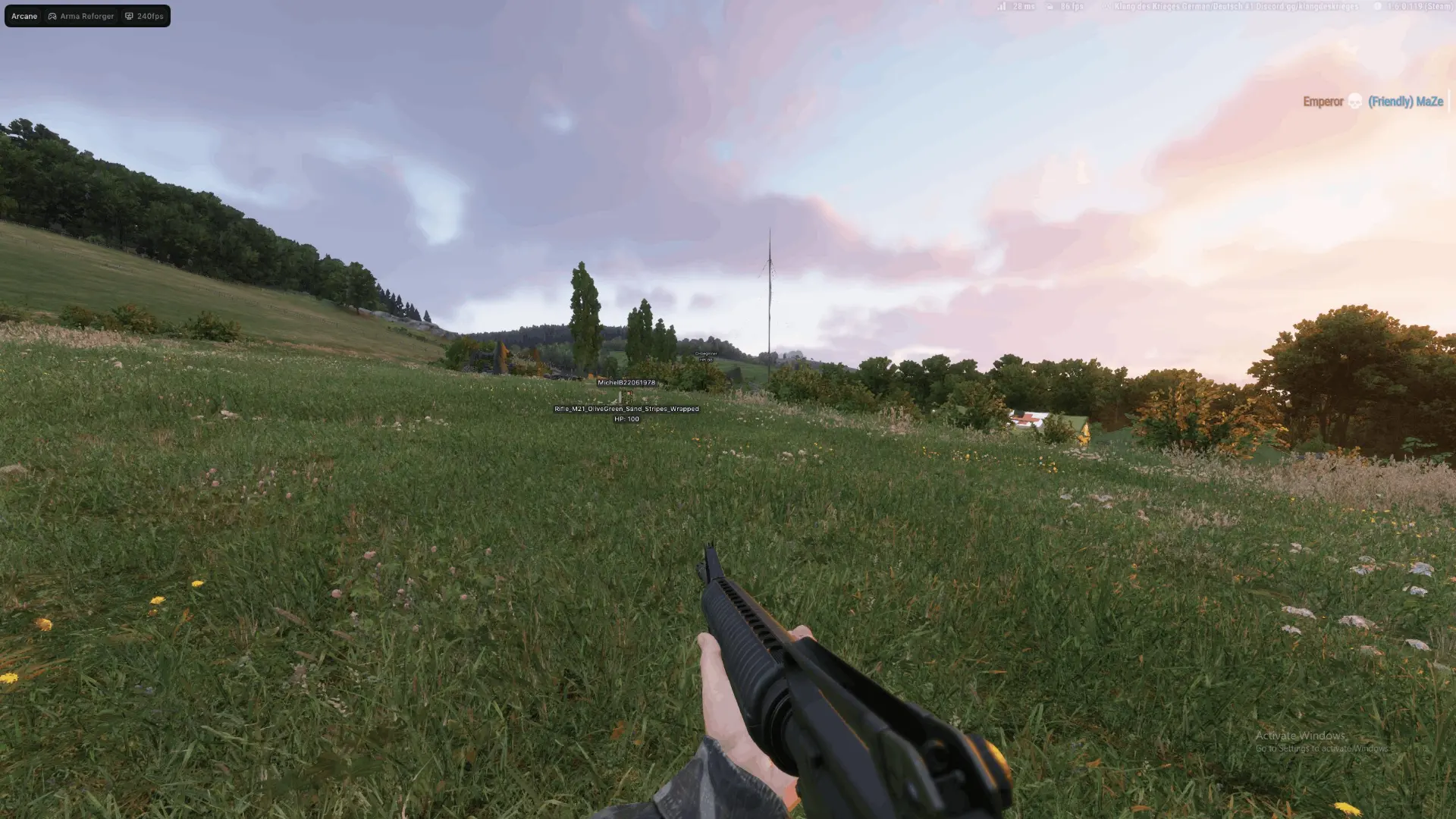 Player ESP with names, weapons and HP readouts over a sunset hillside and a distant radio mast